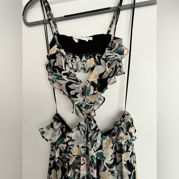 Like new! ASTR Palace Dress - Picture 4 of 9